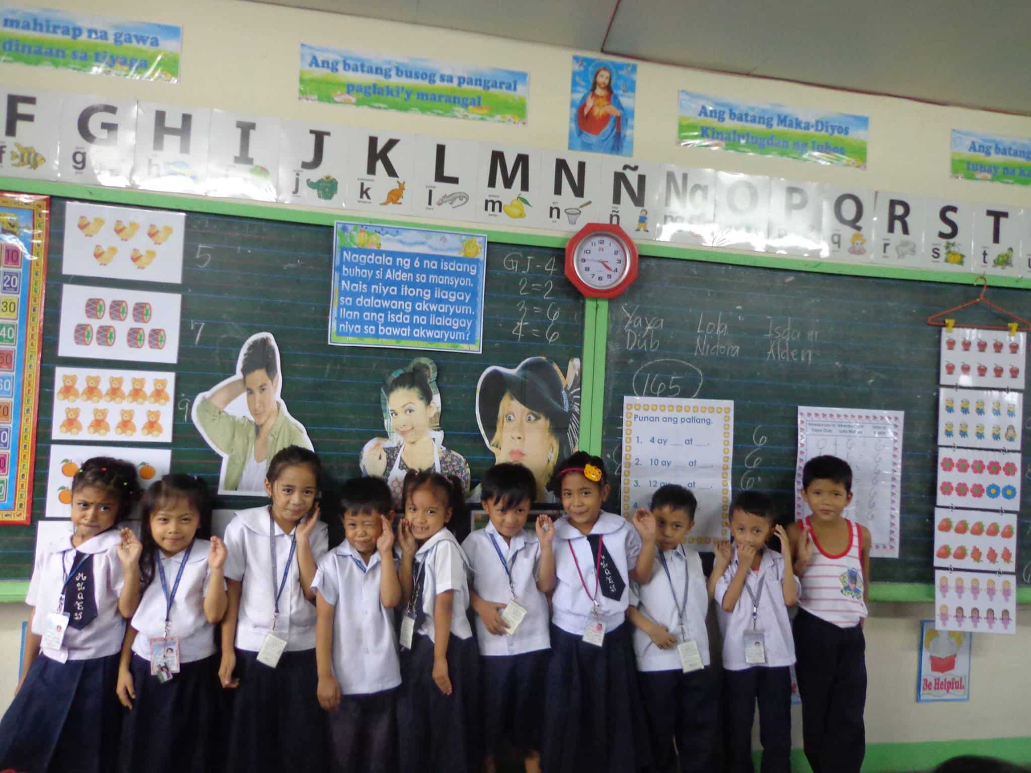 Manuel L. Quezon Elementary School ALDUB Pabebe Wave